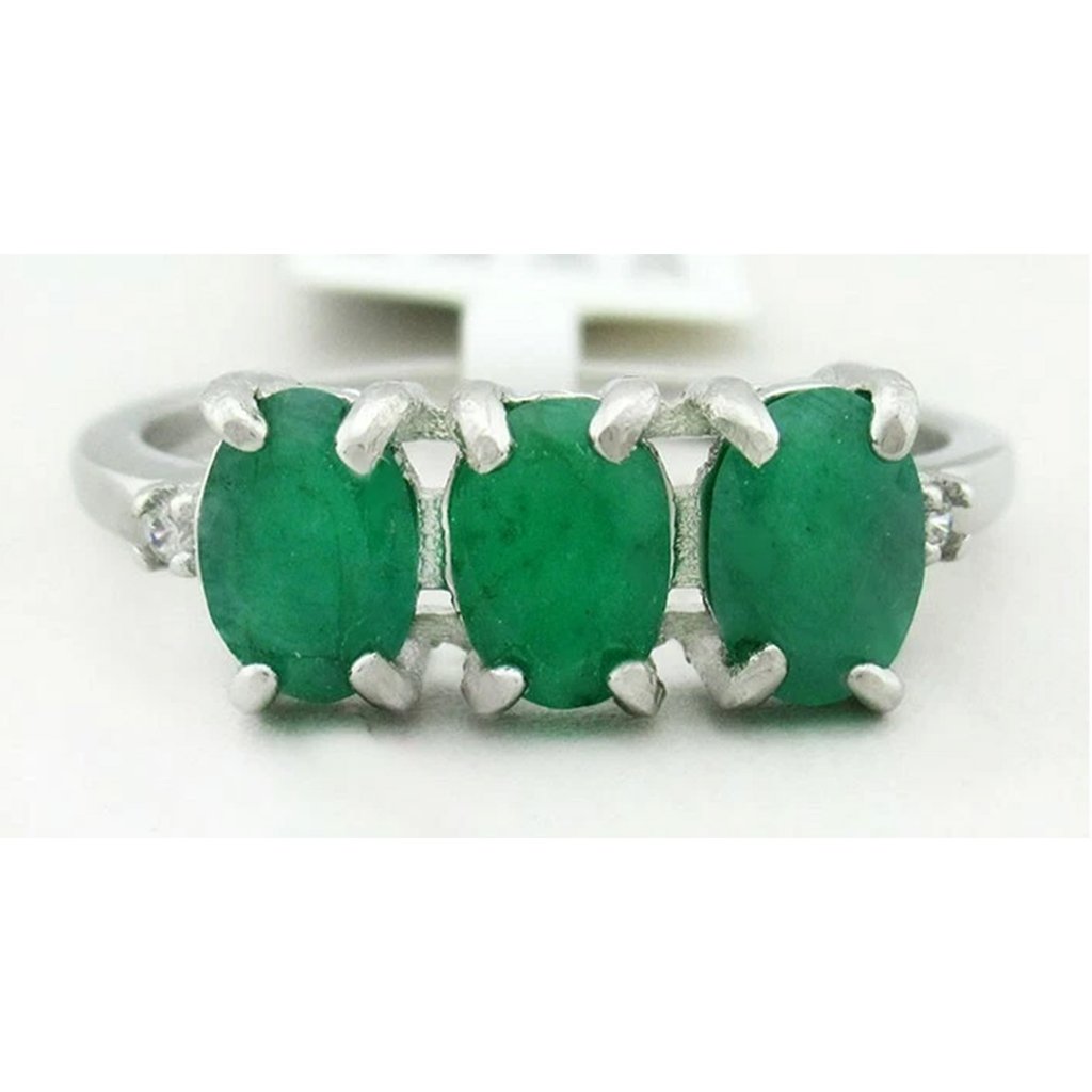 Genuine 2.25 Cts Emeralds Ring .925 Sterling Silver